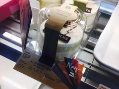 萌萌的熊型蛋糕-星巴克(苏州西蒙店)