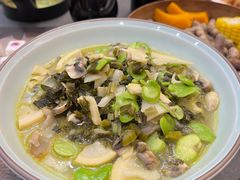 -香山湖家家宴(中山陵店)
