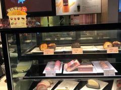 面包甜点陈列柜-麦当劳(新洲南路店)