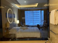 -广州花都皇冠假日酒店