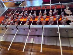 -哈尔滨小酒馆·鲜肉现穿自助烧烤(康新花园店)