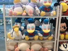 -名创优品(万达广场河东店)