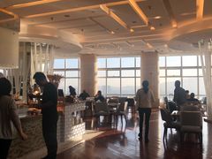 大堂-湖景知味西餐厅•自助餐• 轻食(南京金茂威斯汀大酒店)