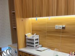 -上海仁爱医院口腔科 · 种植