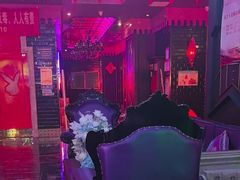 -UK派对KTV(日月广场店)