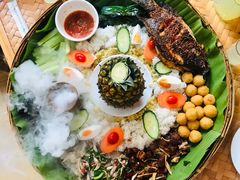 -傣家寨花园主题餐厅