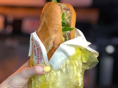 -Bánh Mì Huynh Hoa