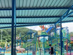 -平湖九龙山乐满地水上乐园