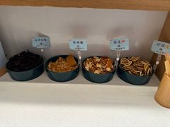-蜜桃餐厅·伴山(海岸城店)
