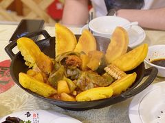 -鹤乡东北菜(崮山路店)