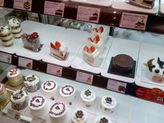 -巴黎贝甜(宜山路店)