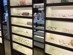 -沫芮眼镜·蔡司·依视路·尼康明月(环创店)
