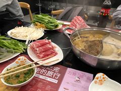 -呷哺呷哺(黄骅华贸商业广场店)