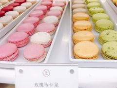 玫瑰马卡龙-PAUL LAFAYET 法式甜品(港汇广场店)