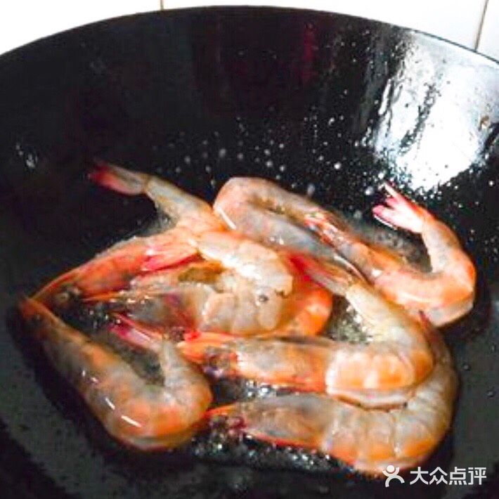 家里的保留菜系，决定了就是油焖大虾