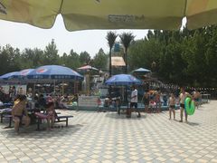 游乐设施-青年湖公园水上世界