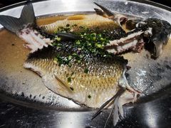 油盐蒸山塘鲩鱼-广府乡下·饭庄(新港东路店)