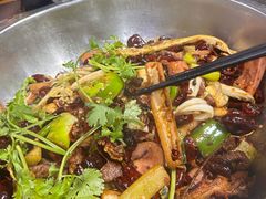 -龙顺园麻辣香锅(机场店)
