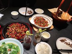 -鸽子侯·家宴·平价海鲜(市图书馆店)