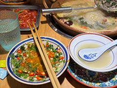 -洱火云南酸菜牛肉火锅(石景山当代商城店)