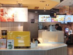 -麦当劳(浦江镇绿地乐和城店)