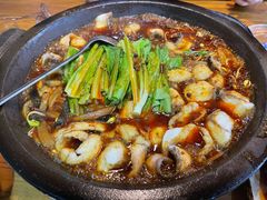 -都江堰石锅鱼