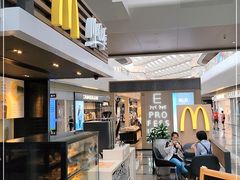 -麦当劳(华发商都店)