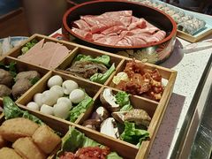 -十三幺山野火锅(市府路店)