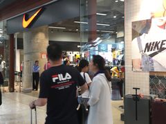-东荟城名店仓
