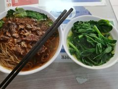 -崇州余荞面(落虹桥店)