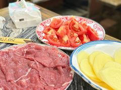 -乳仔牛牦牛汤锅 烤羊排(松潘古城店)