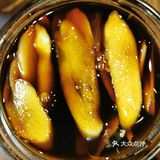 按酱油和醋1：1的比例