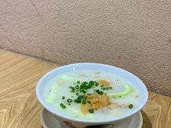 顺德鱼茸粥-赏点粤式点心(广州塔店)