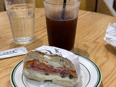 -Bagel Camp爵士贝果店