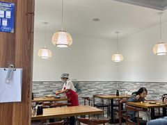 -黄阿姨锅贴大王(万航渡路店)