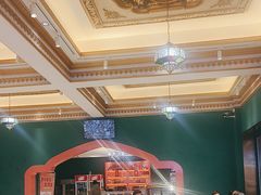 -沙枣树辣子鸡•新疆家常菜(喀什西路店)