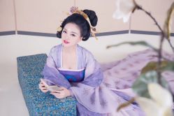 -盘子女人坊古装写真摄影(厦门总店)