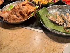 -大中华希尔顿酒店-念自助餐·嗨啤·小龙虾