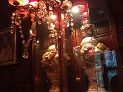 -Old Swiss House