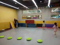 -玩胜青少儿体能(福田侨香中心)