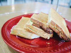 咖椰吐司-HELLO 27 意面·沙拉·帕尼尼