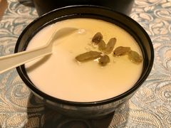 手工自制酸奶-巴扎美食·新疆菜·西域歌舞表演餐厅(新疆大厦店)