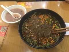 -蓉李记成都名小吃(武汉菱角湖万达店)