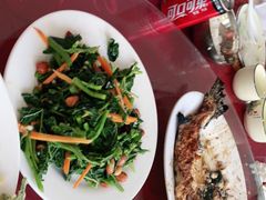 -北京龙庆四季香农家饭庄·灶台鱼·碳烤虹鳟鱼(龙庆峡店)