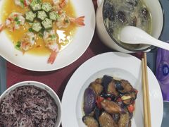 -优护佳医护级月嫂(和睦家浦西店)