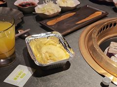 -铭牛烧肉·和牛海鲜自助(高新月牙湖店)