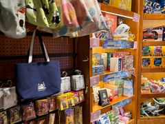 -西西弗书店&矢量咖啡(凯德晶萃广场店)