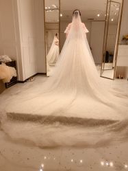 点击看大图 -GRACE KELLY婚纱与礼服(北京店)
