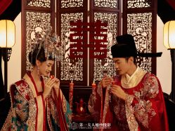 -第一夫人婚纱摄影(南京店)