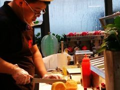 -HIGH FIVE哈福手工汉堡(桂林路店)